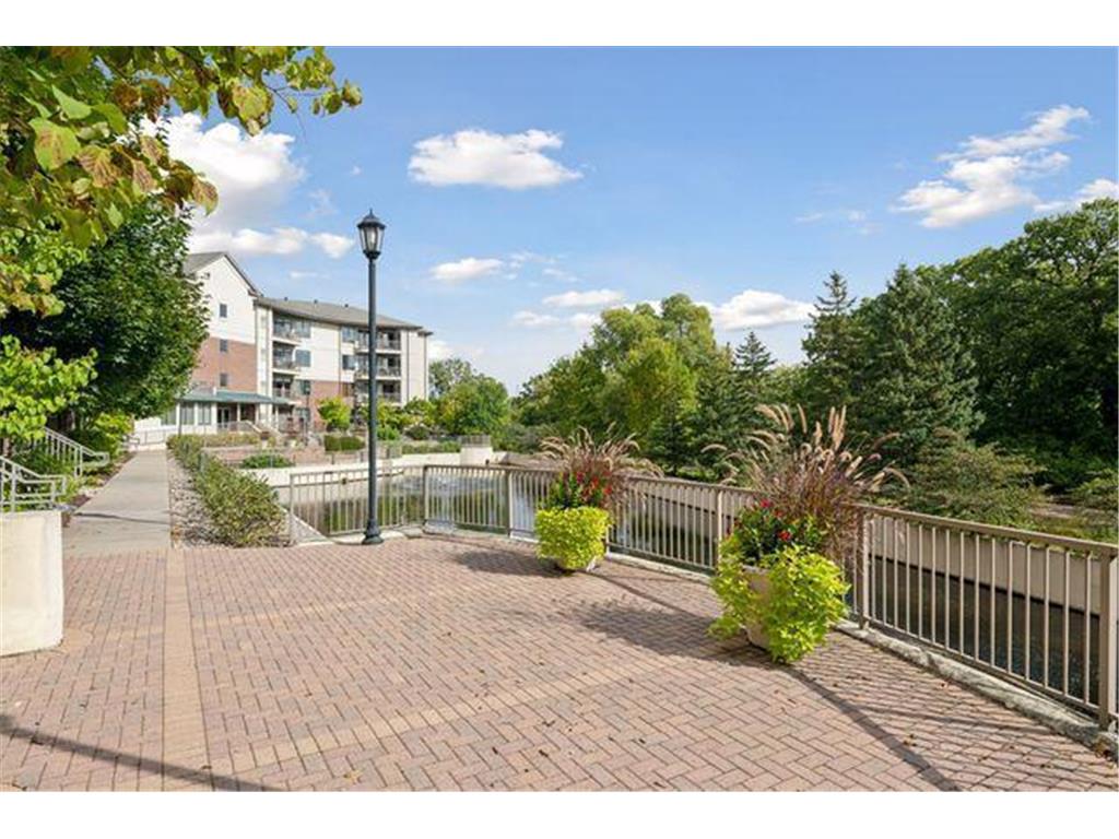 5225 Grandview Square #313 Edina MN 55436 7025348 image23