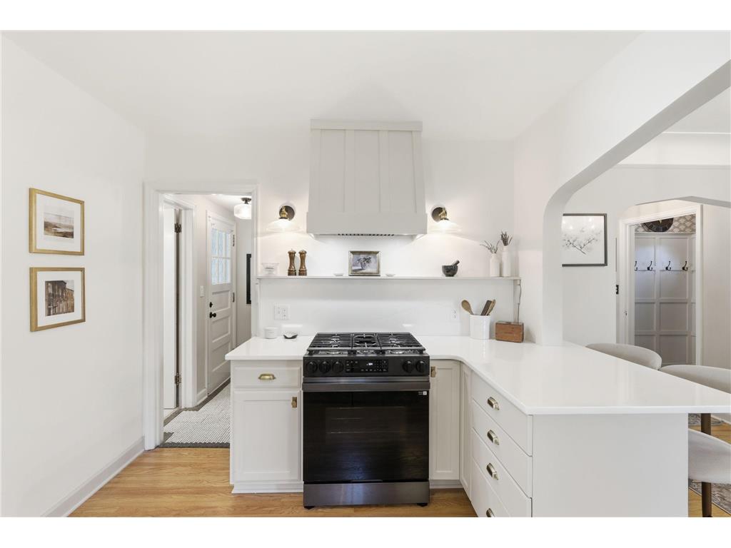 5225 Interlachen Boulevard Edina MN 55436 7084458 image22