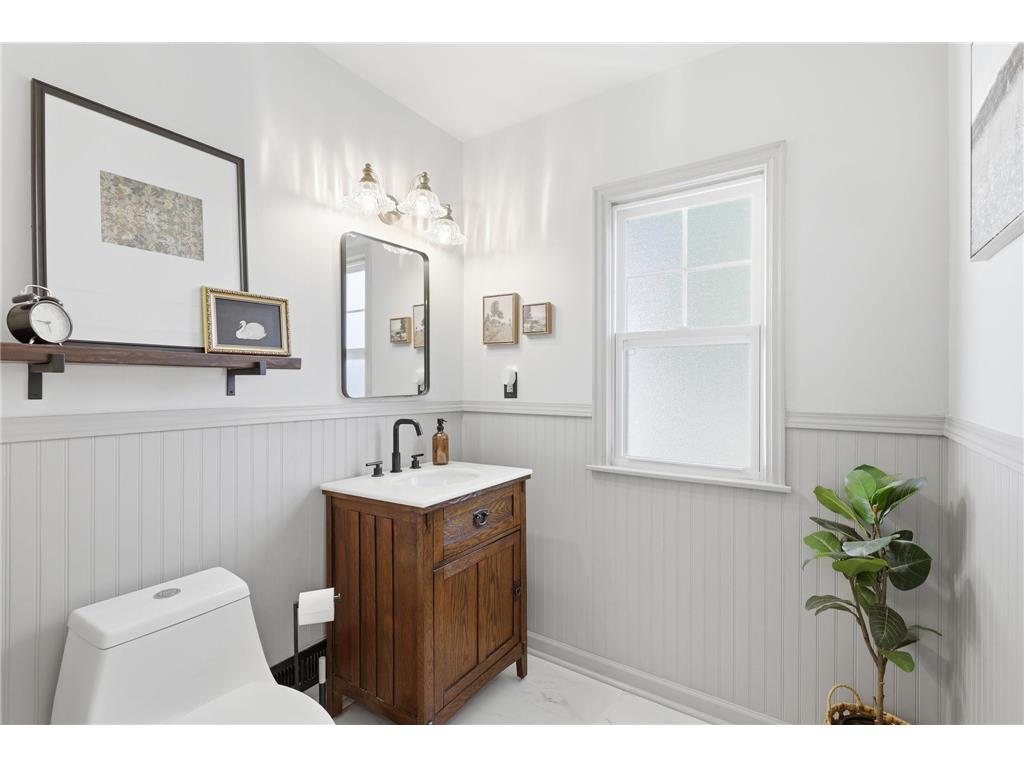 5225 Interlachen Boulevard Edina MN 55436 7084458 image24