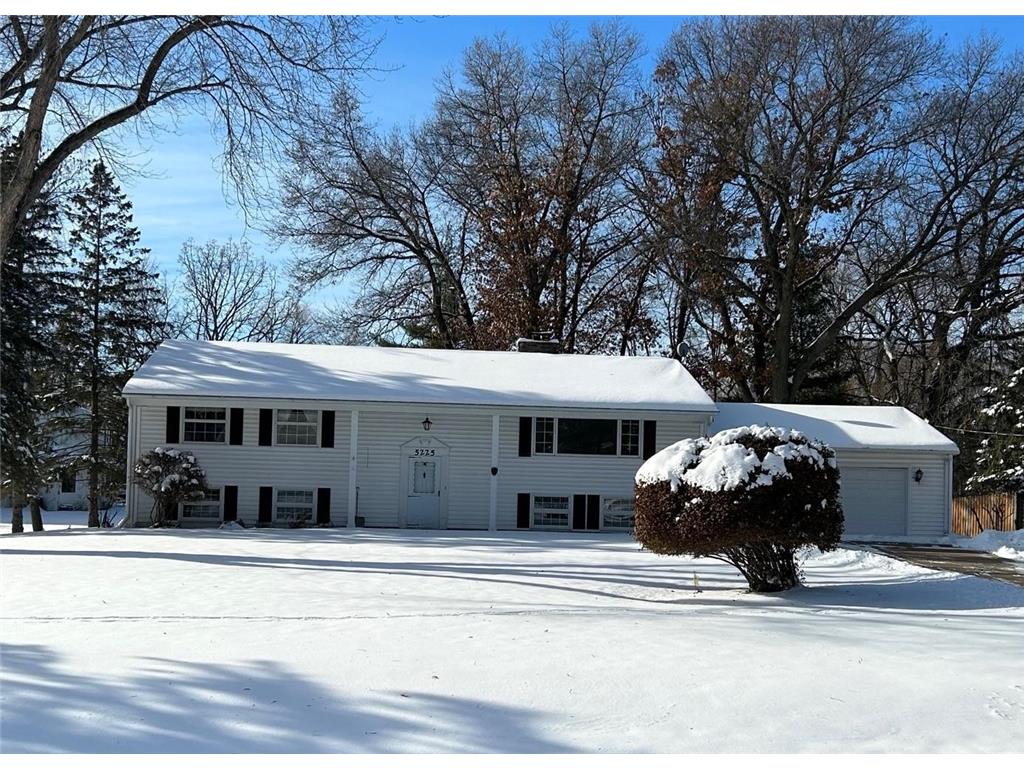 5225 Northwest Avenue White Bear Lake MN 55110 - White Bear 6305817 image1