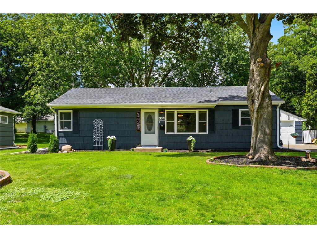 5225 Pennsylvania Avenue N New Hope MN 55428 7077290 image1