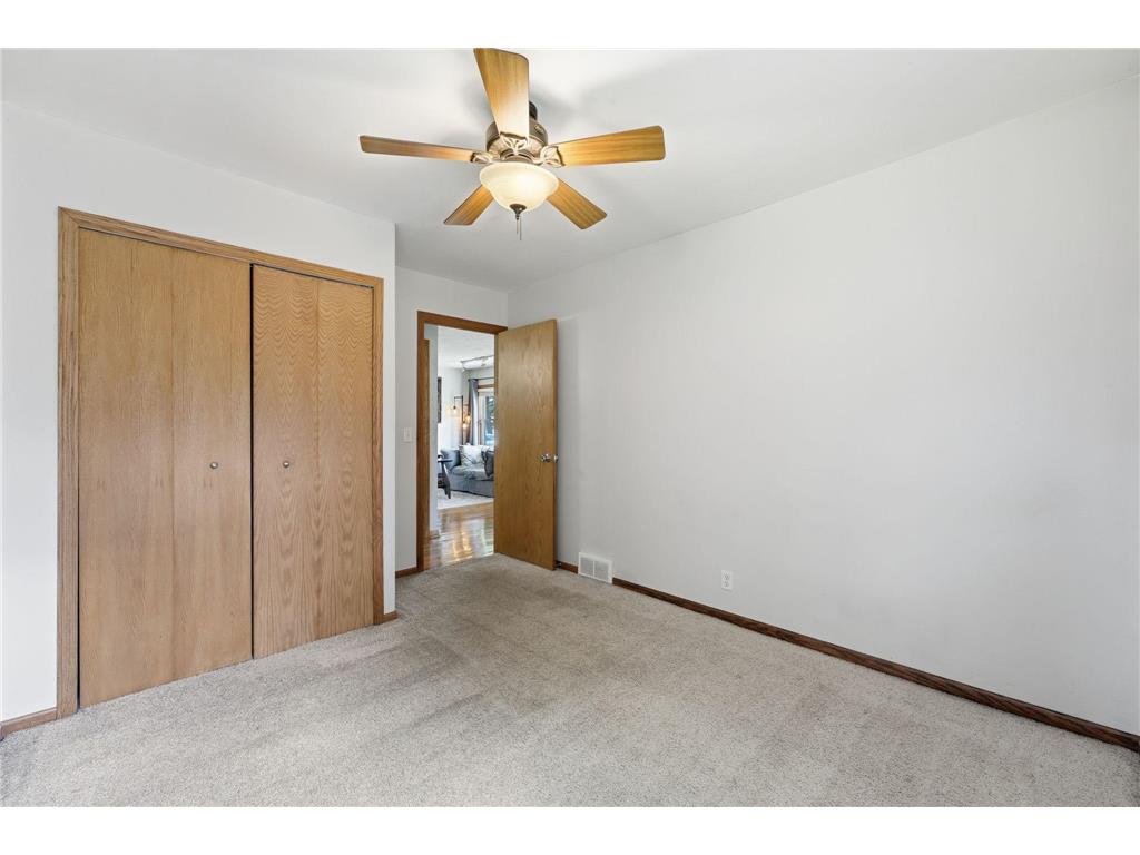 5225 Pennsylvania Avenue N New Hope MN 55428 7077290 image17
