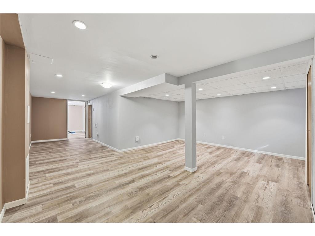 5225 Pennsylvania Avenue N New Hope MN 55428 7077290 image19