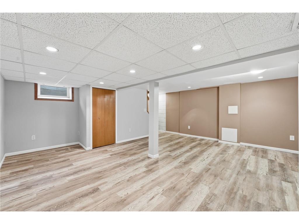 5225 Pennsylvania Avenue N New Hope MN 55428 7077290 image20