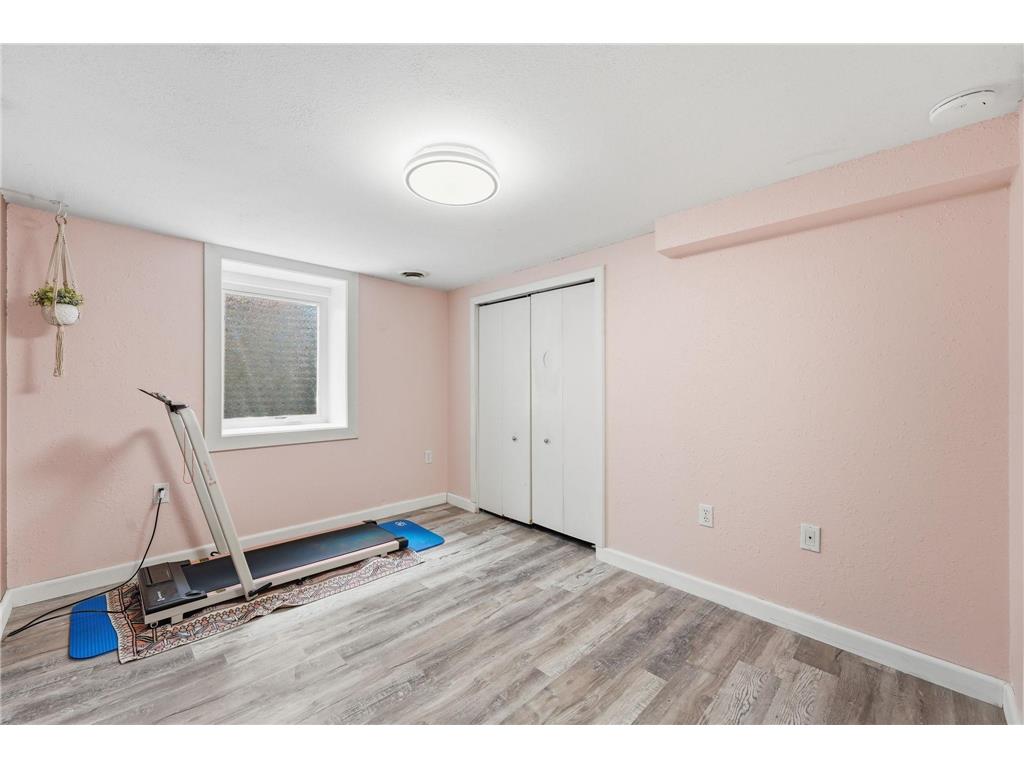 5225 Pennsylvania Avenue N New Hope MN 55428 7077290 image22