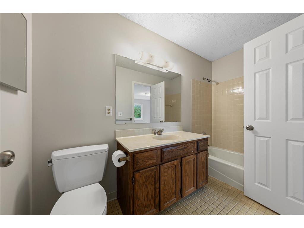5226 Beachside Drive Minnetonka MN 55343 7104209 image22