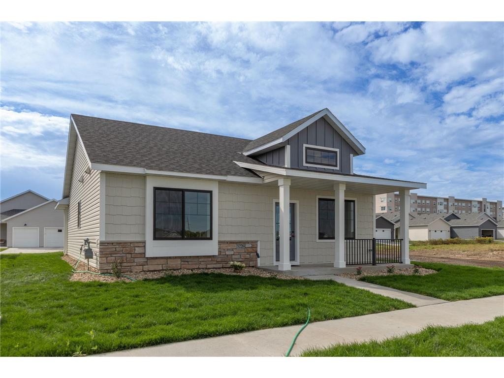 5226 Solstice Place NW Rochester MN 55901 6230419 image1