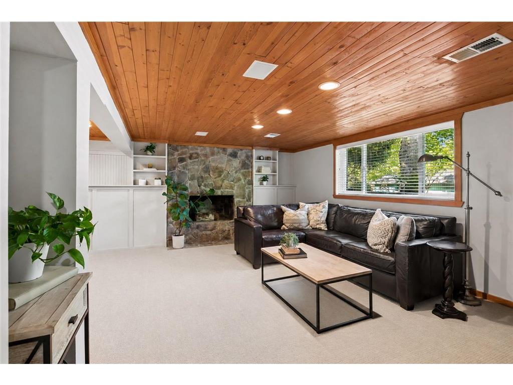 5227 Birch Road Minnetonka MN 55345 7072468 image16