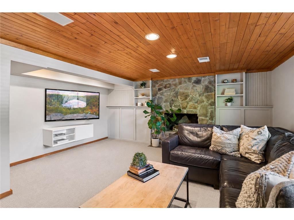 5227 Birch Road Minnetonka MN 55345 7072468 image17