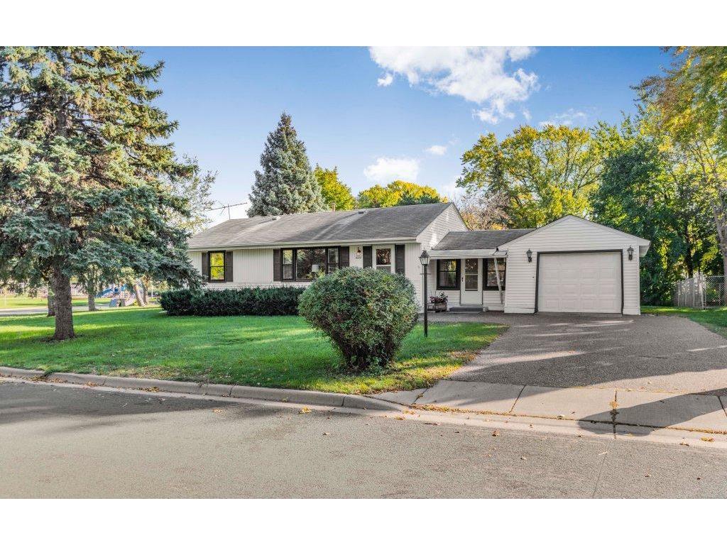 5228 Capitol Street NE Fridley MN 55421 6463067 image1