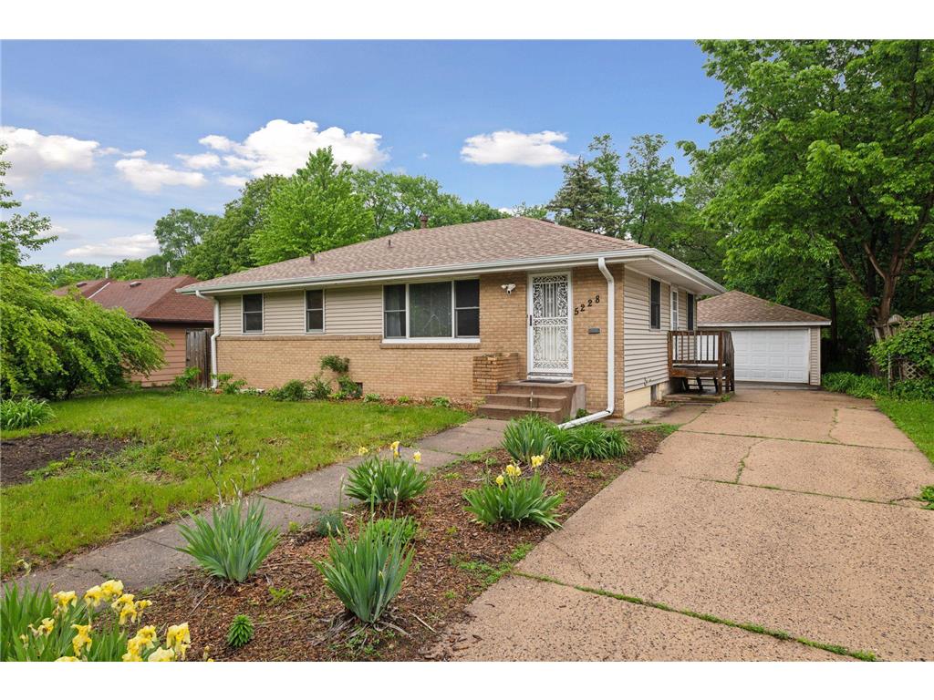5228 Logan Avenue N Minneapolis MN 55430 6526723 image1