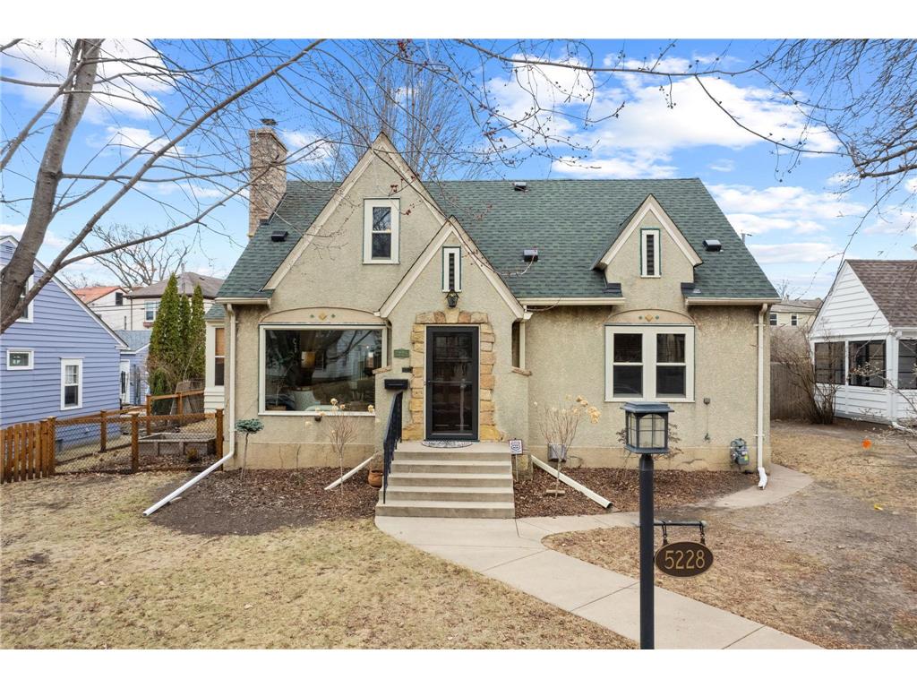 5228 Shoreview Avenue Minneapolis MN 55417 6693376 image1