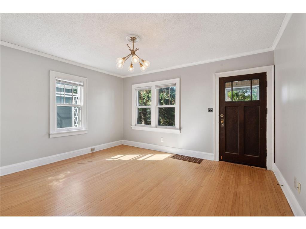 5229 29th Avenue S Minneapolis MN 55417 6809890 image4