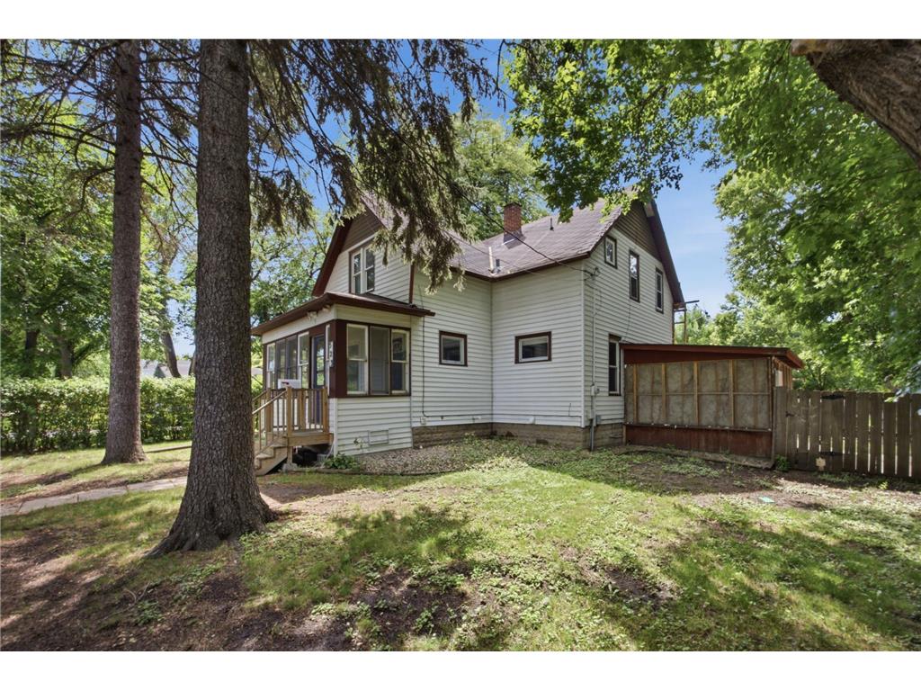 523 10th Street S Moorhead MN 56560 7104067 image2
