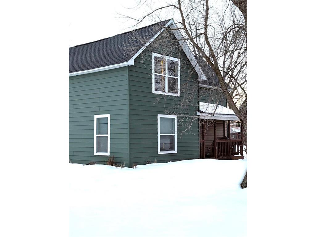 523 2nd Street SW Bagley MN 56621 7024792 image1