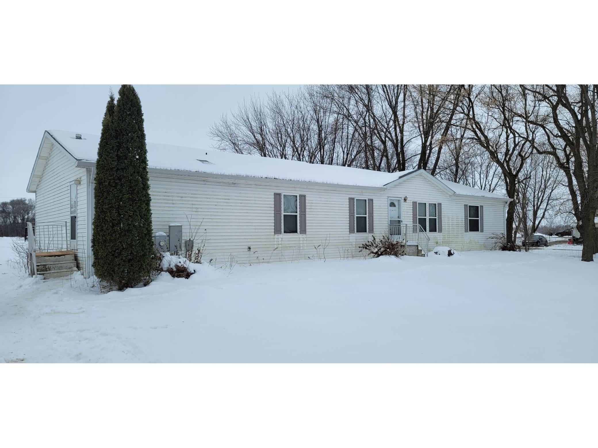 523 2nd Street W, Claremont, MN 55924 MLS 5706394 Edina Realty