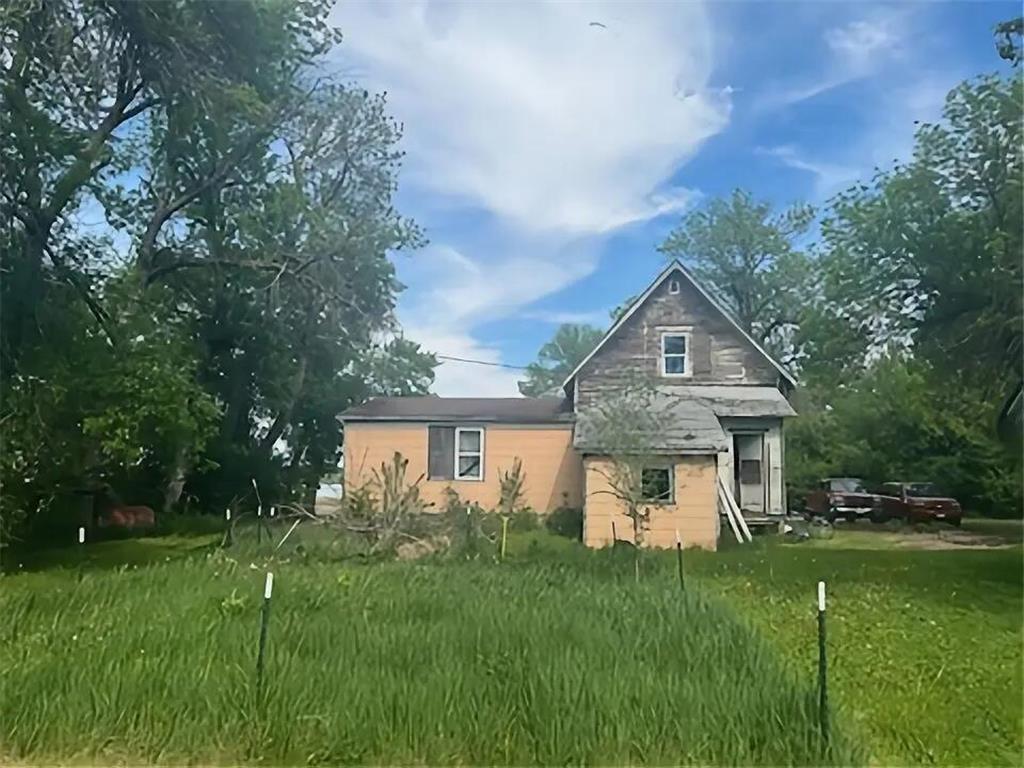 523 Center Street Clinton MN 56225 7082632 image3