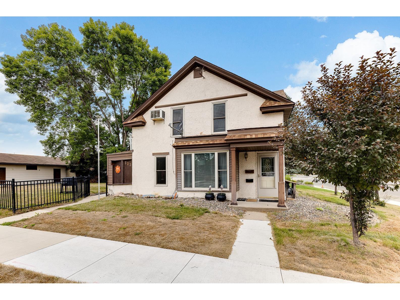 523 E 4th Street, Chaska, MN, 55318 MLS 6013928 Edina Realty