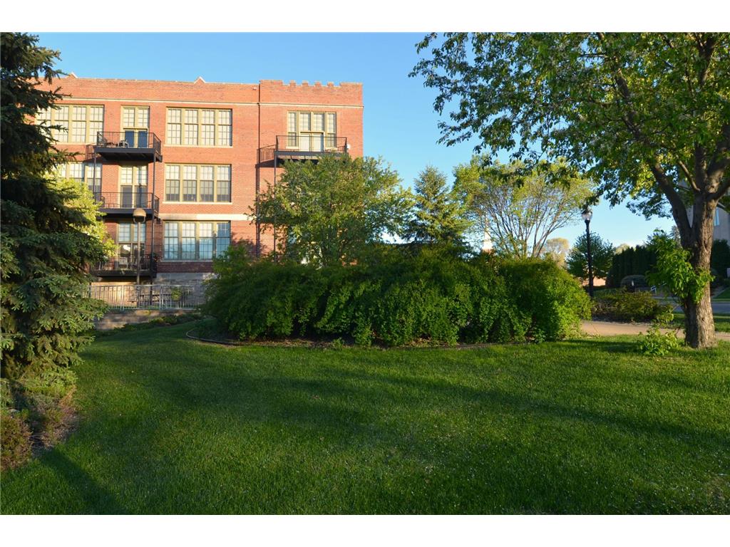 523 East Avenue #102 Red Wing MN 55066 7075446 image41