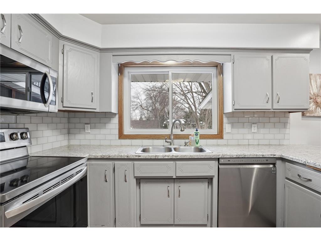 523 Main Street N Saint Michael MN 55376 7015284 image9