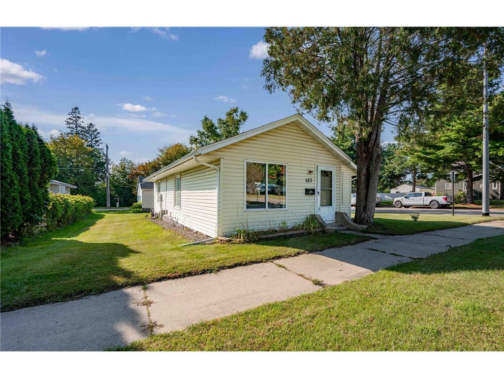523 NW 6th Avenue Grand Rapids MN 55744 7049253 image18