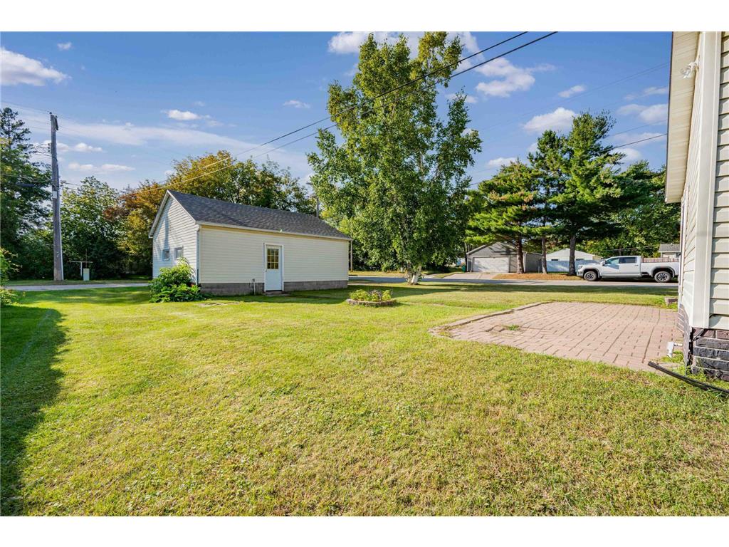 523 NW 6th Avenue Grand Rapids MN 55744 7049253 image3