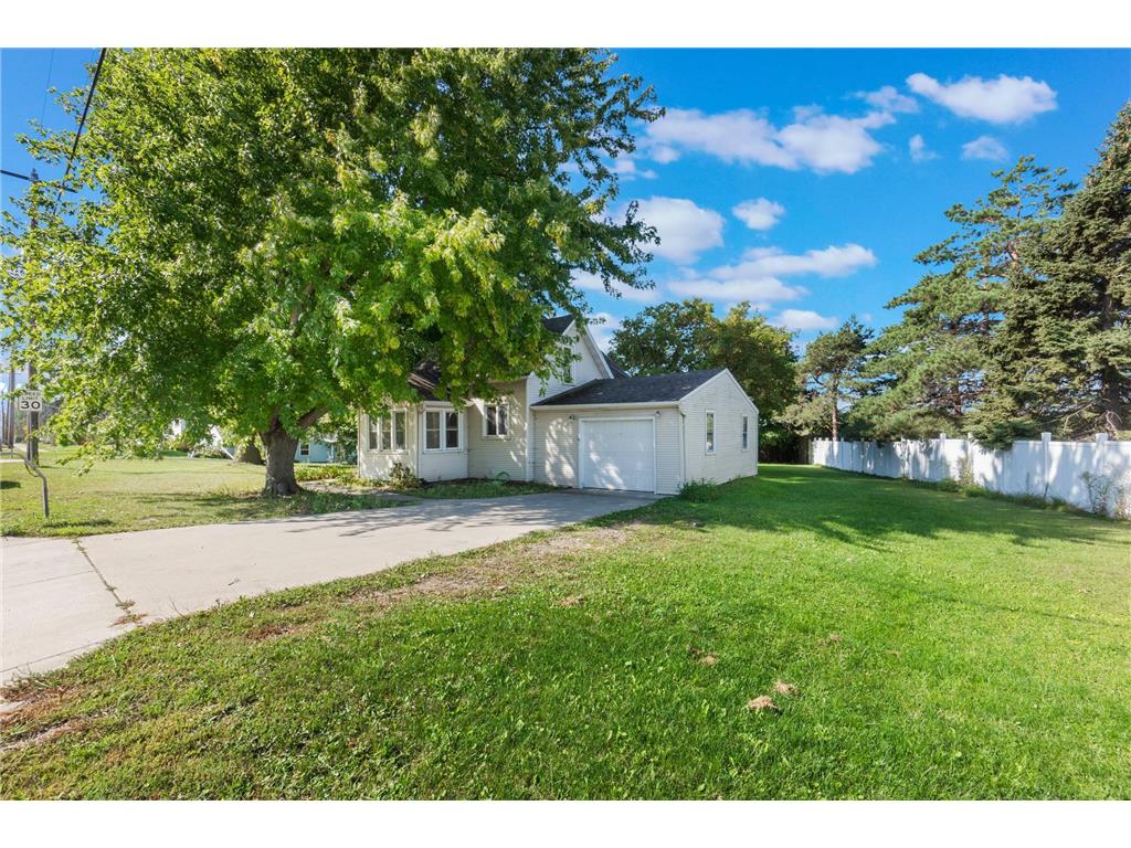 523 Oak Avenue N Maple Lake MN 55358 6600818 image1