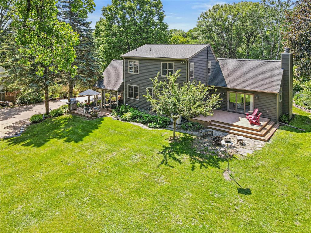 523 Roselawn Avenue W Roseville MN 55113 7085443 image10