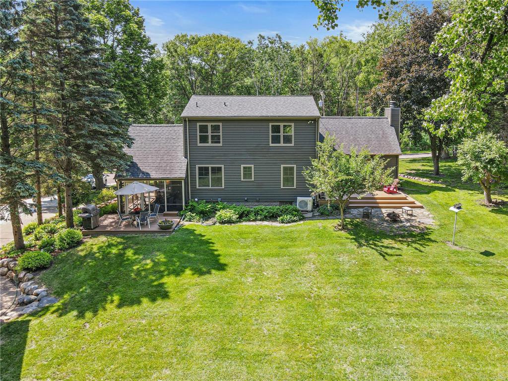523 Roselawn Avenue W Roseville MN 55113 7085443 image32