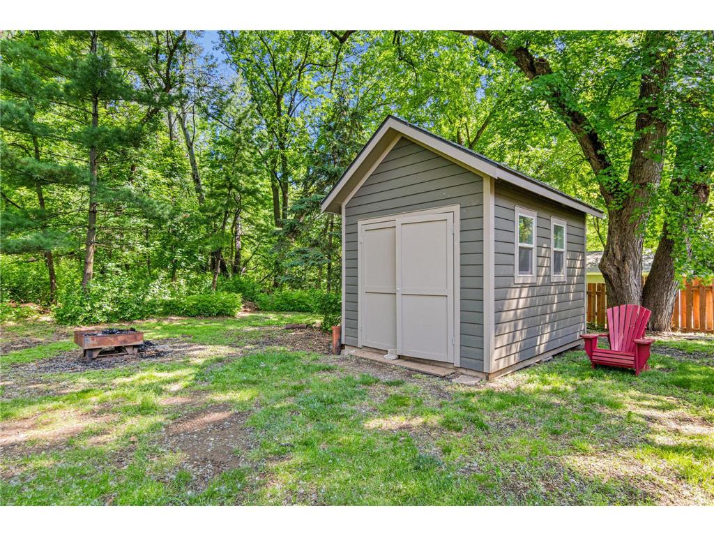523 Roselawn Avenue W Roseville MN 55113 7085443 image35