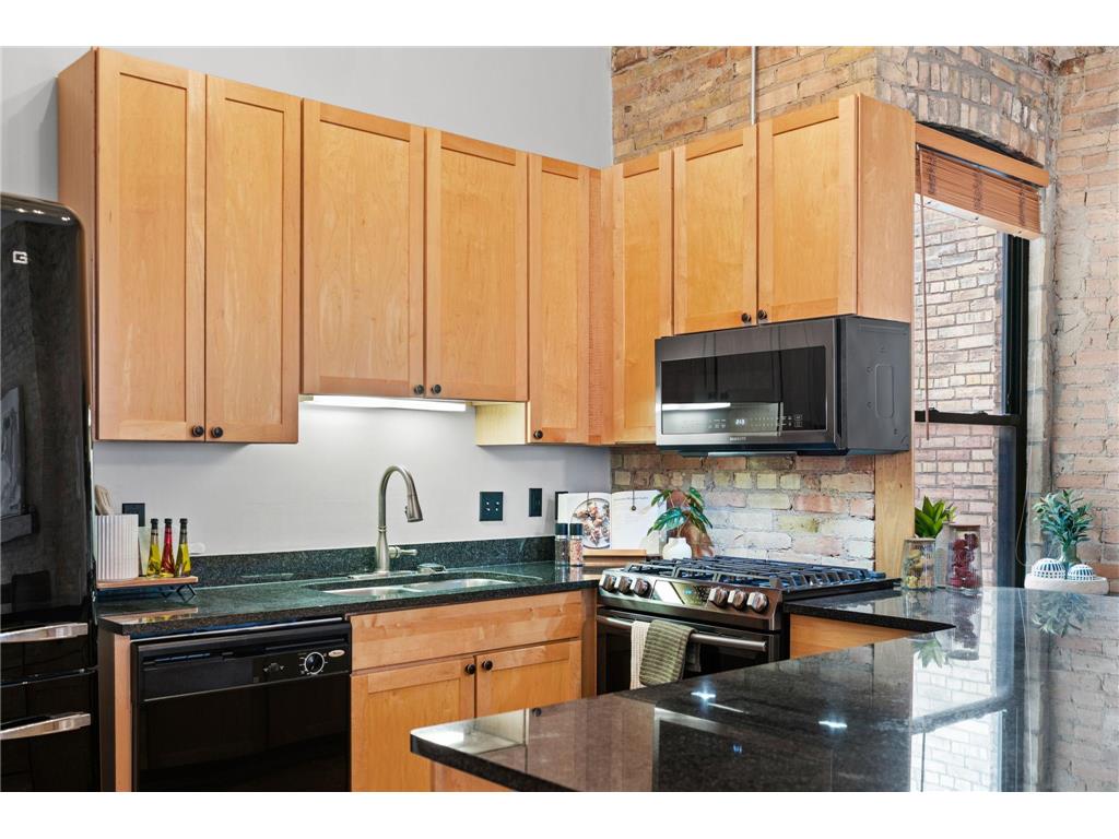 523 S 9th Street #6 Minneapolis MN 55404 7027554 image12