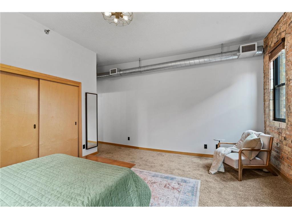 523 S 9th Street #6 Minneapolis MN 55404 7027554 image28