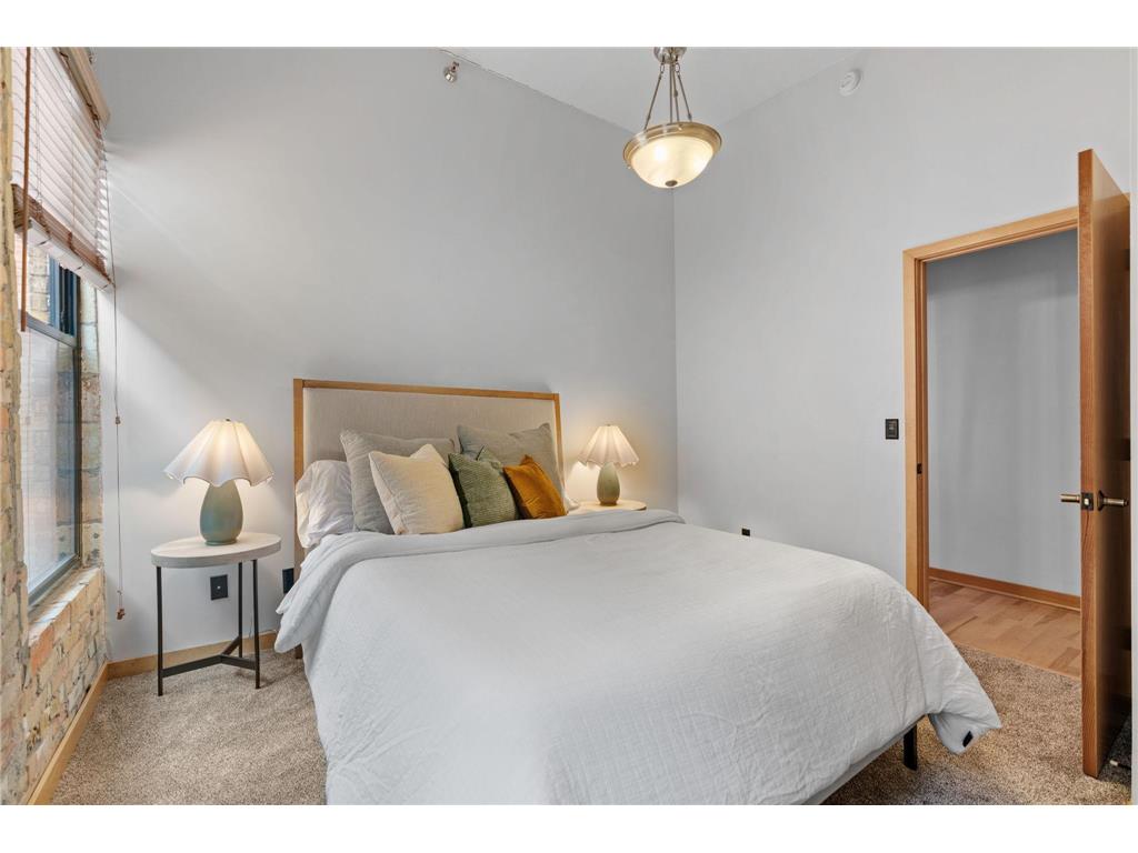 523 S 9th Street #6 Minneapolis MN 55404 7027554 image38