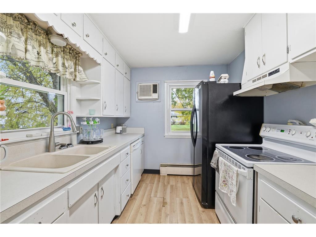 523 W Mill Street Paynesville MN 56362 6809100 image14