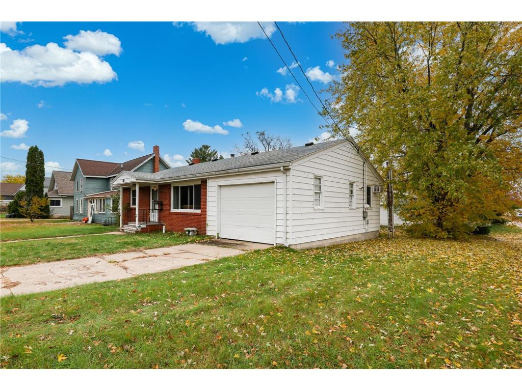 523 W Mill Street Paynesville MN 56362 6809100 image28