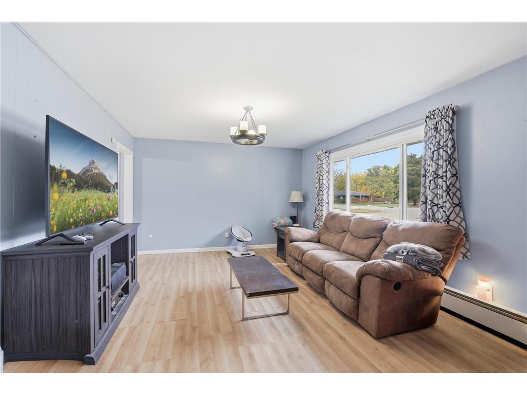 523 W Mill Street Paynesville MN 56362 6809100 image5