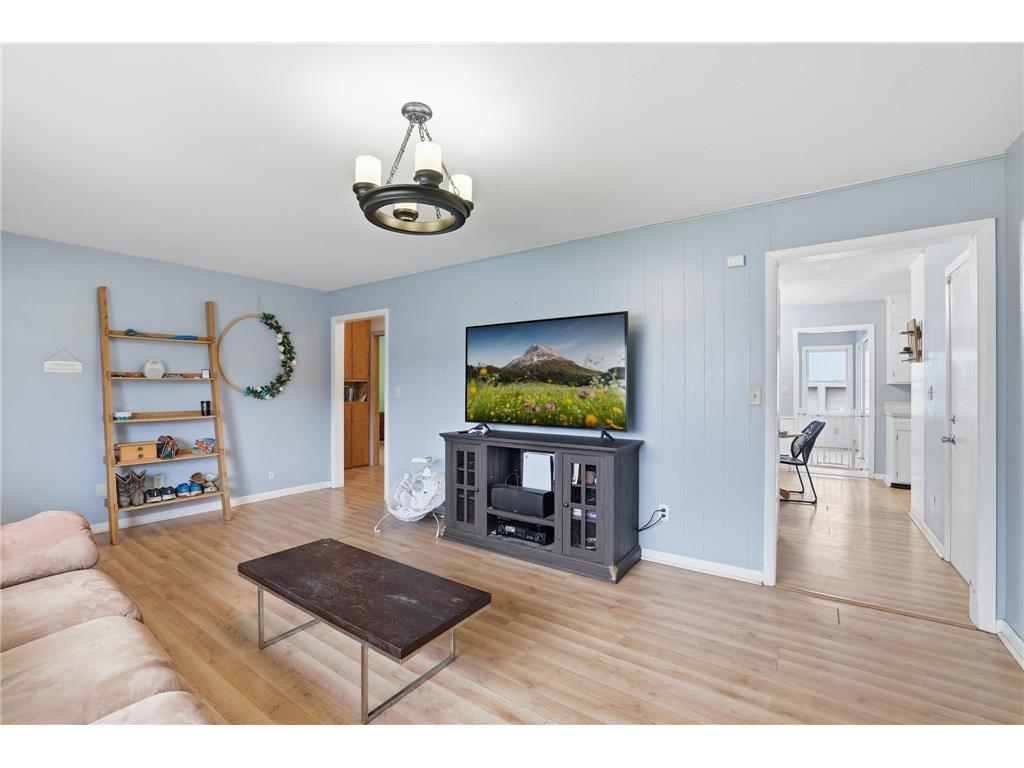 523 W Mill Street Paynesville MN 56362 6809100 image6