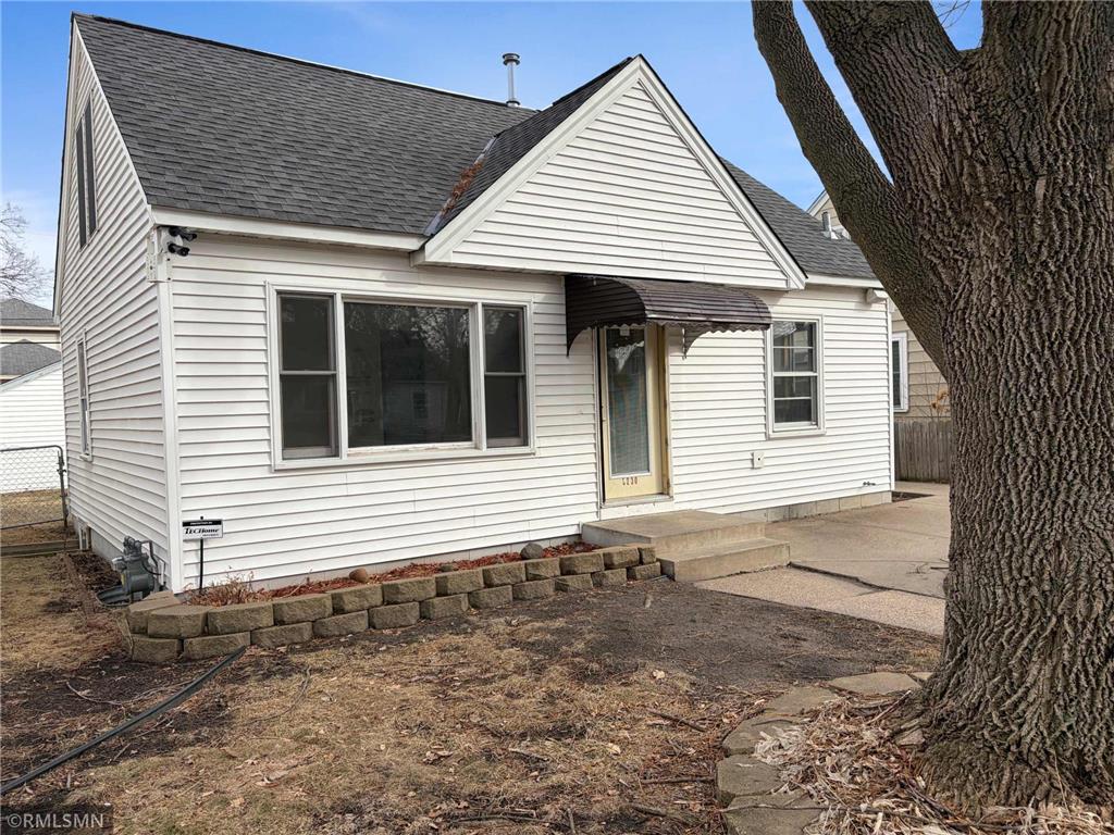 5230 Irving Avenue N Minneapolis MN 55430 7038913 image2