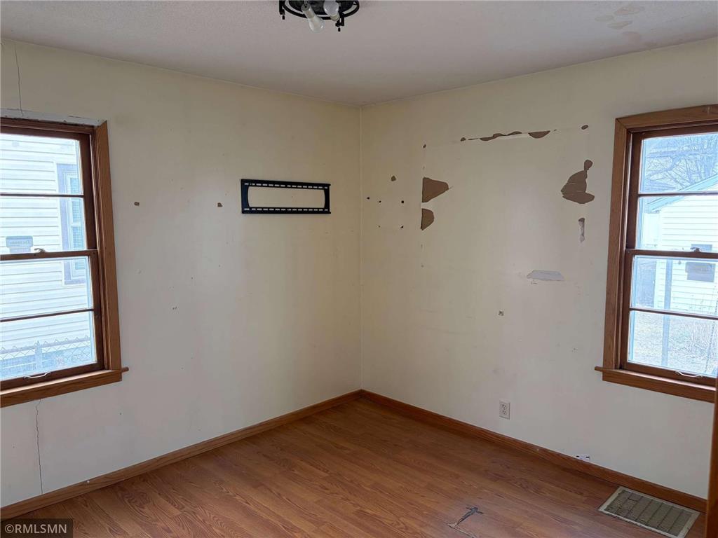 5230 Irving Avenue N Minneapolis MN 55430 7038913 image8