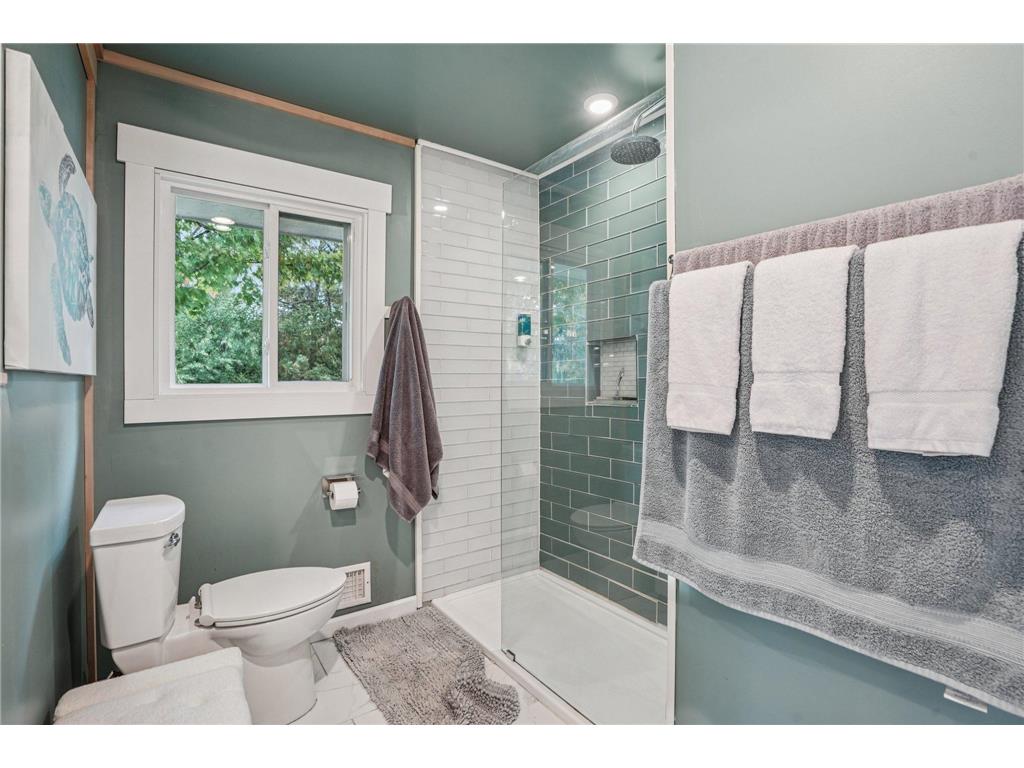 5230 Lincoln Street NE Fridley MN 55421 6795792 image29