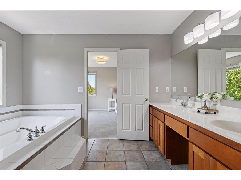 5230 Rebecca Park Trail Greenfield MN 55357 6773030 image37