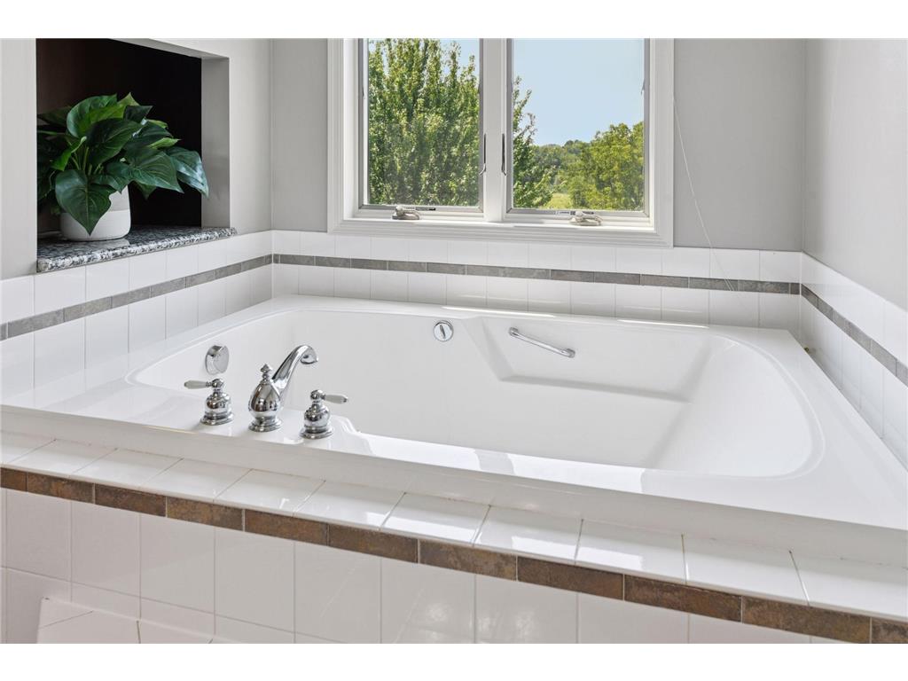 5230 Rebecca Park Trail Greenfield MN 55357 6773030 image38