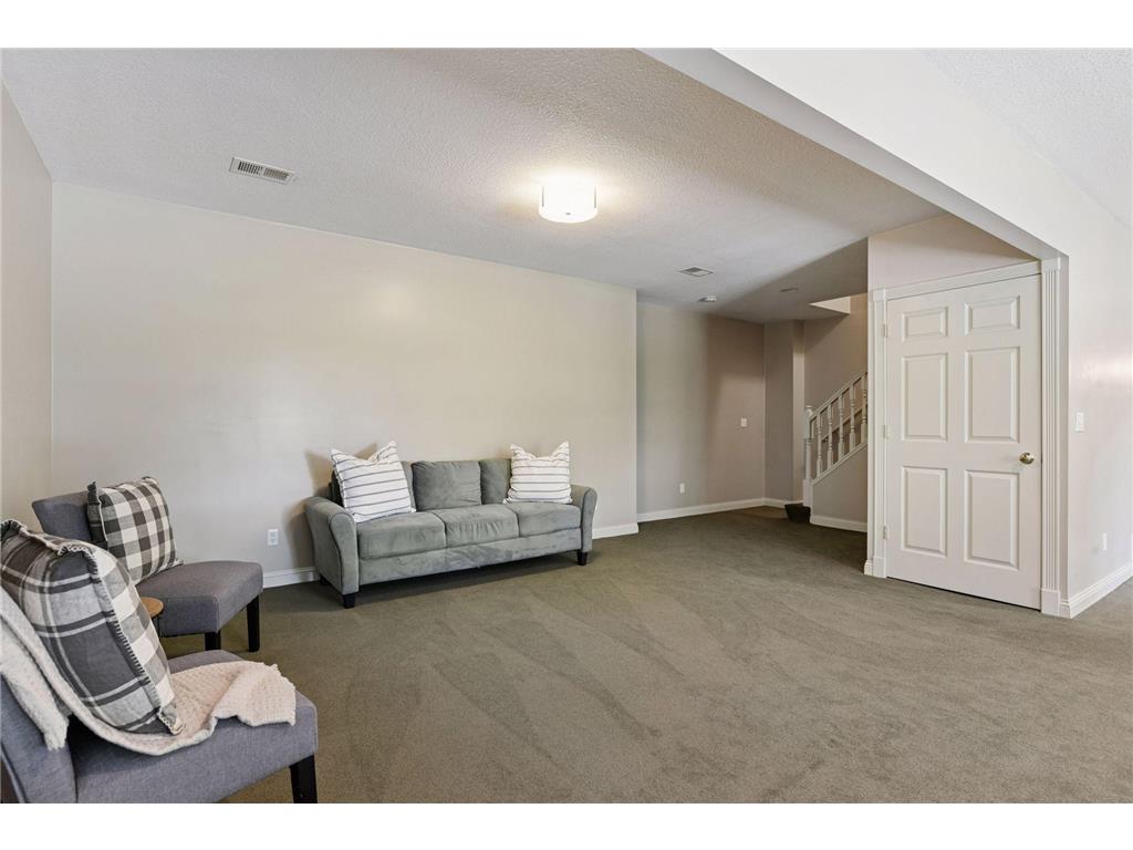 5230 Rebecca Park Trail Greenfield MN 55357 6773030 image48