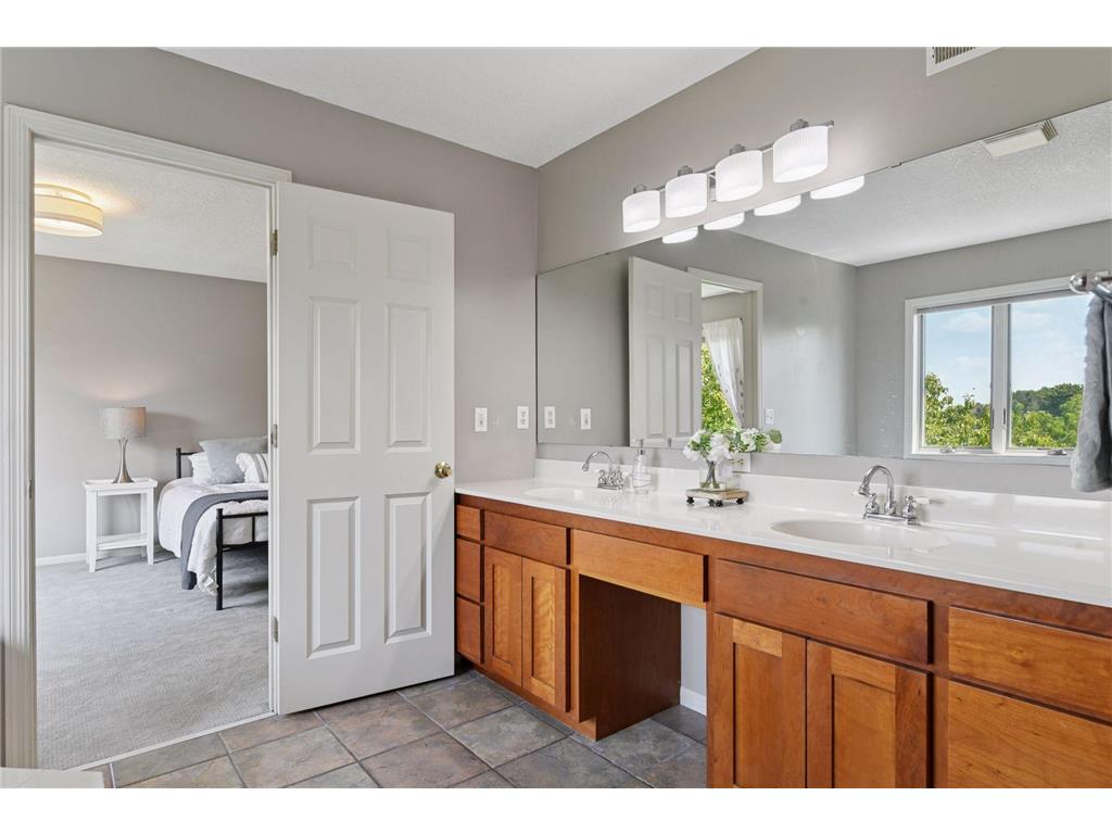 5230 Rebecca Park Trail Greenfield MN 55357 7015907 image36