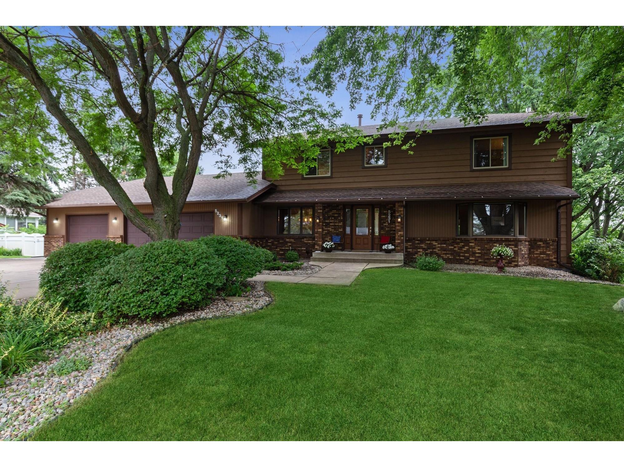 5231 Hilltop Avenue N, Lake Elmo, MN 55042 MLS 6026414 Edina Realty