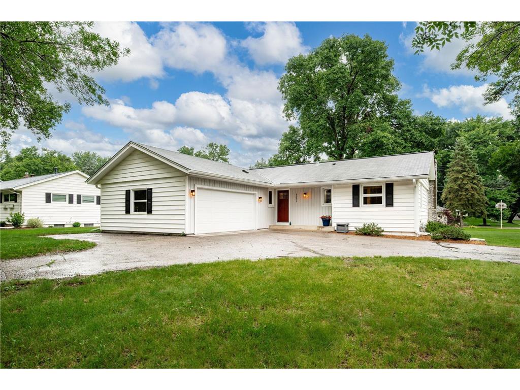5231 Holiday Road Minnetonka MN 55345 6746097 image1