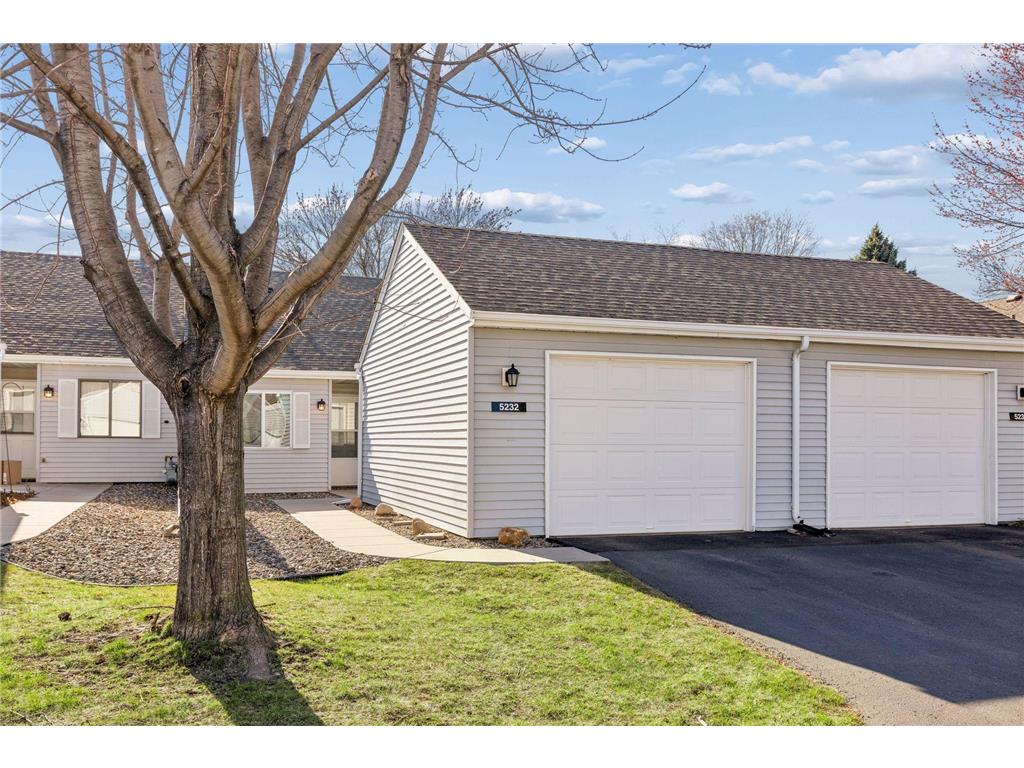5232 148th Street W Apple Valley MN 55124 7037808 image1