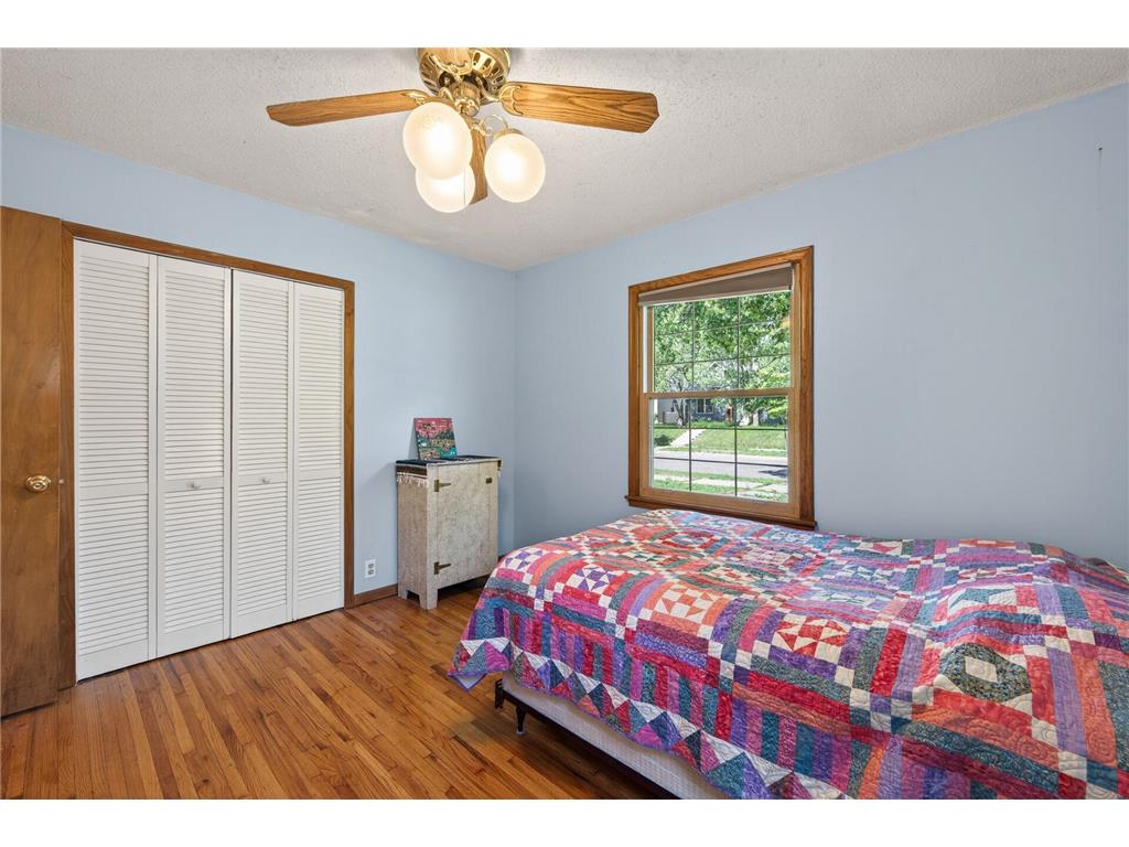 5232 Washburn Avenue N Minneapolis MN 55430 7085544 image15