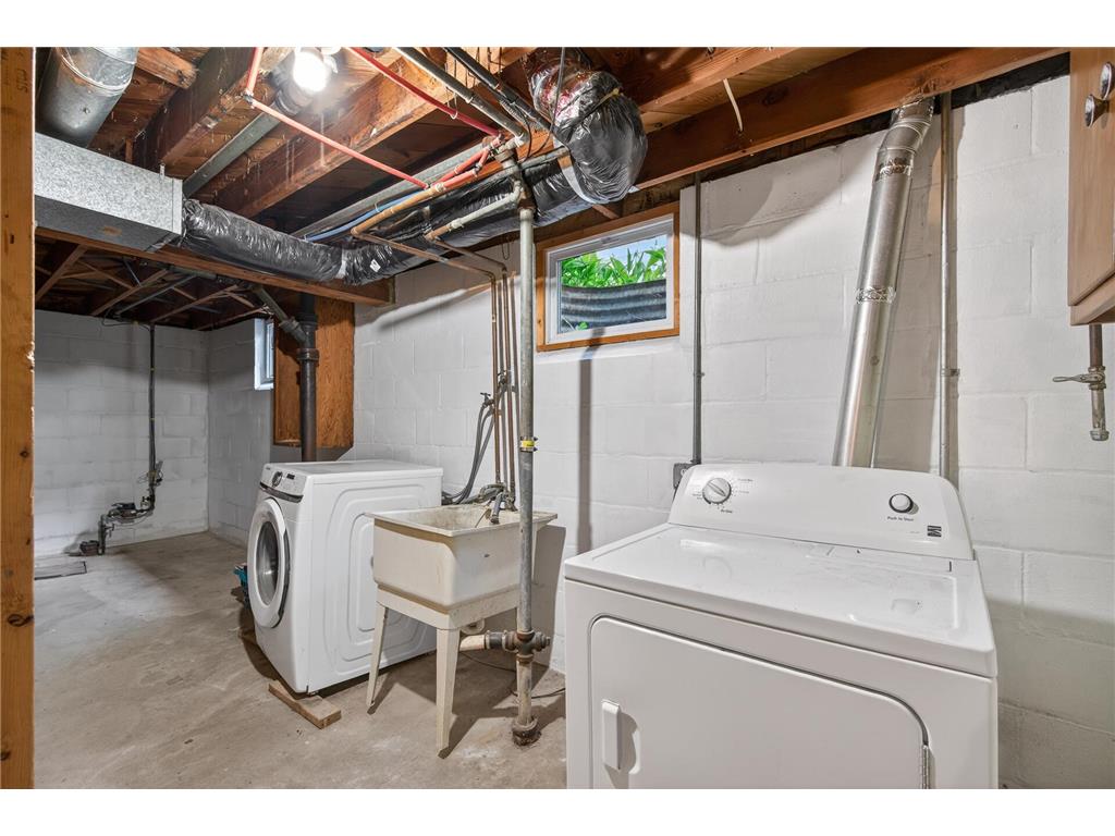 5232 Washburn Avenue N Minneapolis MN 55430 7085544 image25