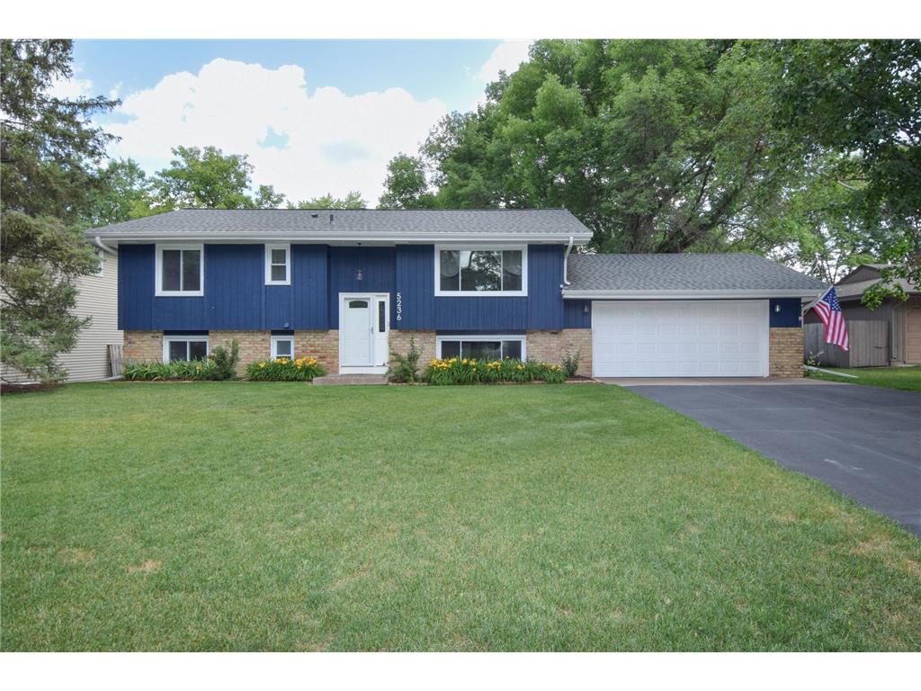 5236 Red Oak Drive, Mounds View, MN, 55112 MLS 6406893 Edina Realty